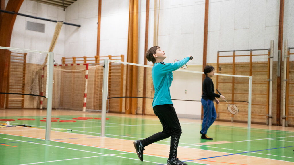 Sjov med badminton. Bachs Foto