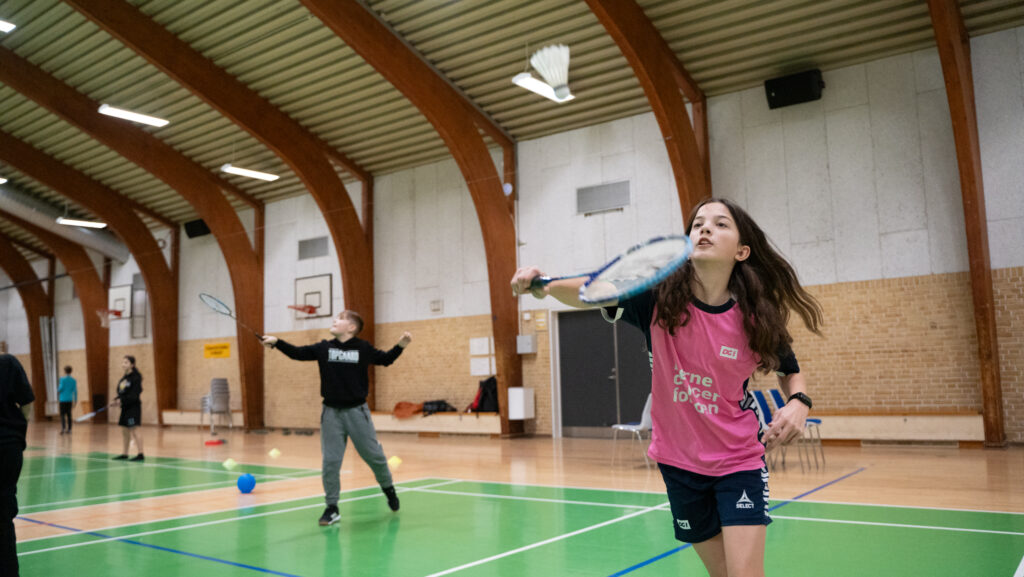 Sjov med badminton. Bachs Foto