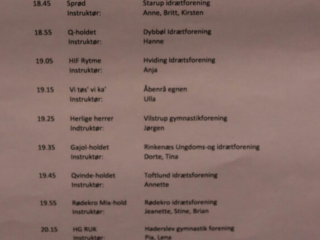 Gymnastik-fællesskab. Foto: Ole Kæhler
