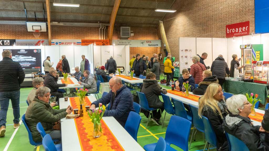 Forårsmesse. BACHs FOTO