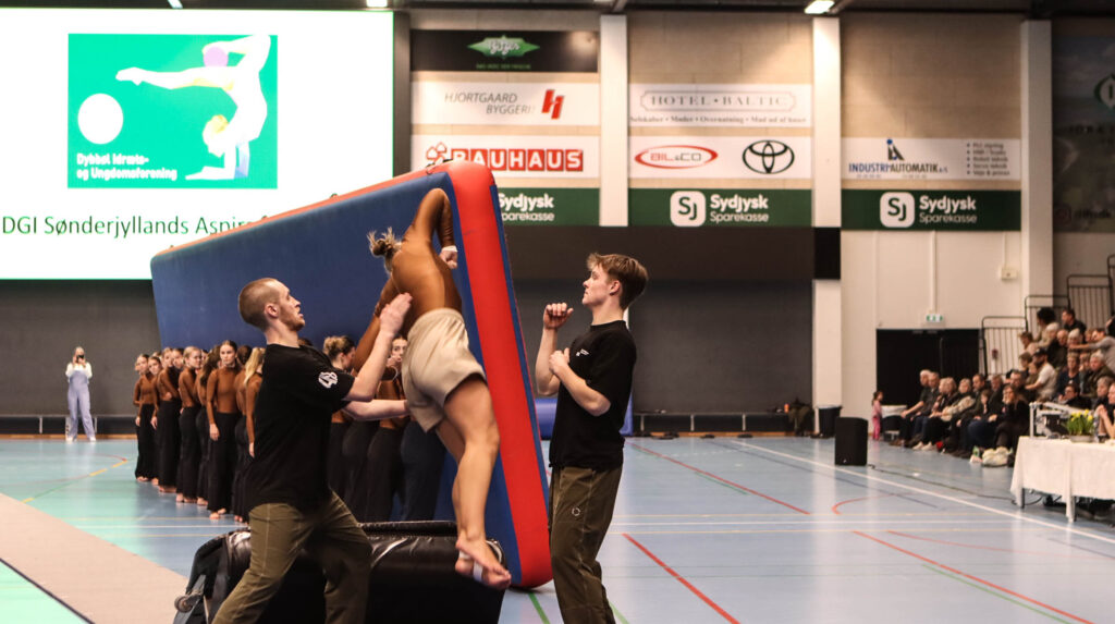 Forårsopvisning. Foto: Ole Kæhler