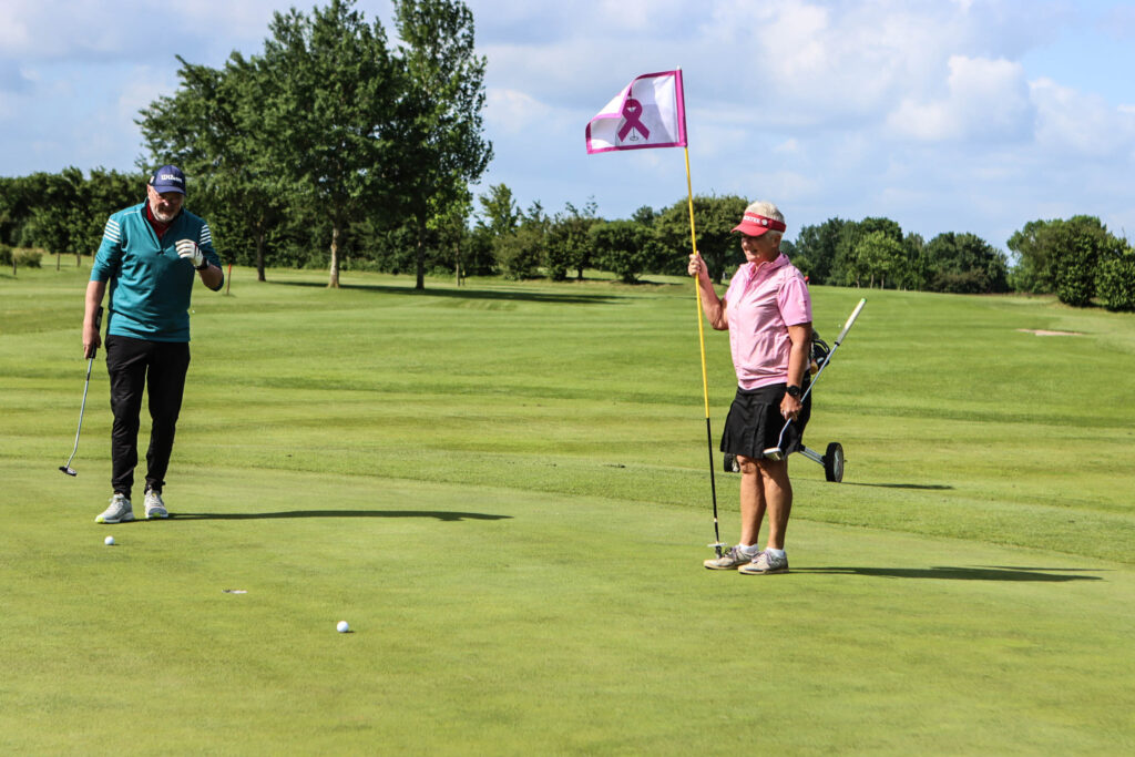 Lyserød golf. Foto: Ole Kæhler