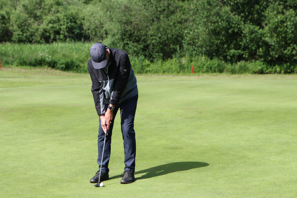 Lyserød golf. Foto: Ole Kæhler