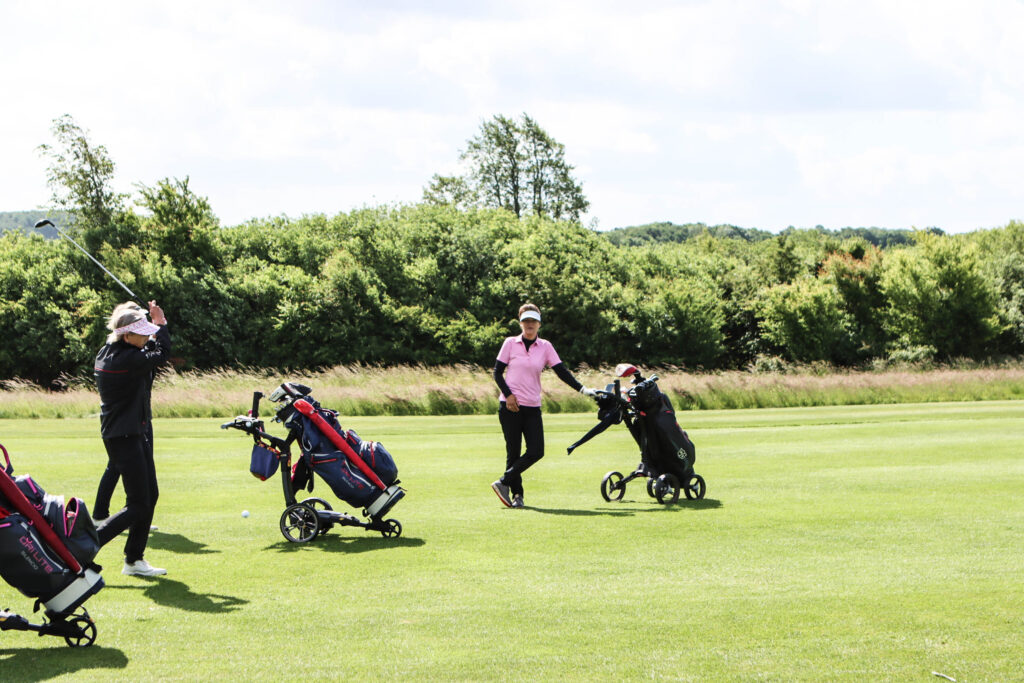 Lyserød golf. Foto: Ole Kæhler