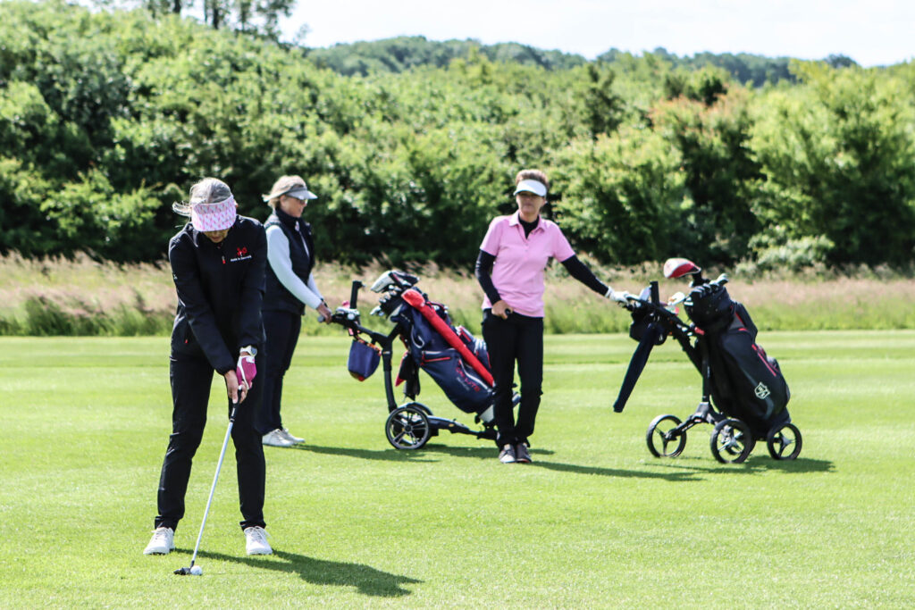 Lyserød golf. Foto: Ole Kæhler