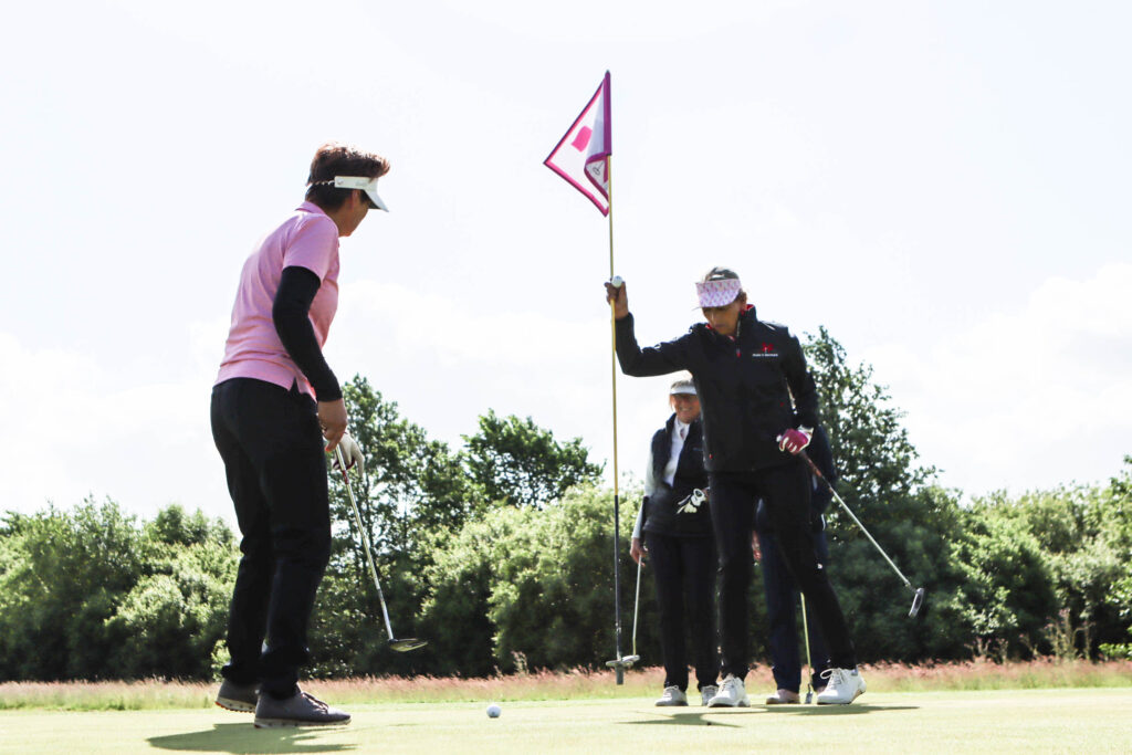 Lyserød golf. Foto: Ole Kæhler