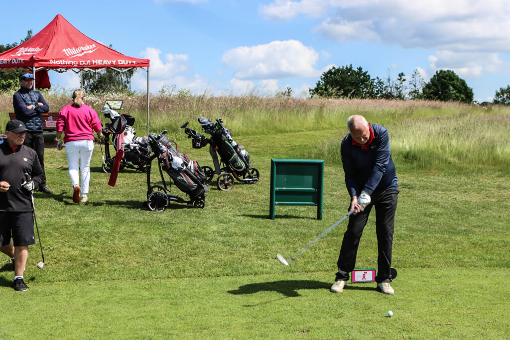 Lyserød golf. Foto: Ole Kæhler