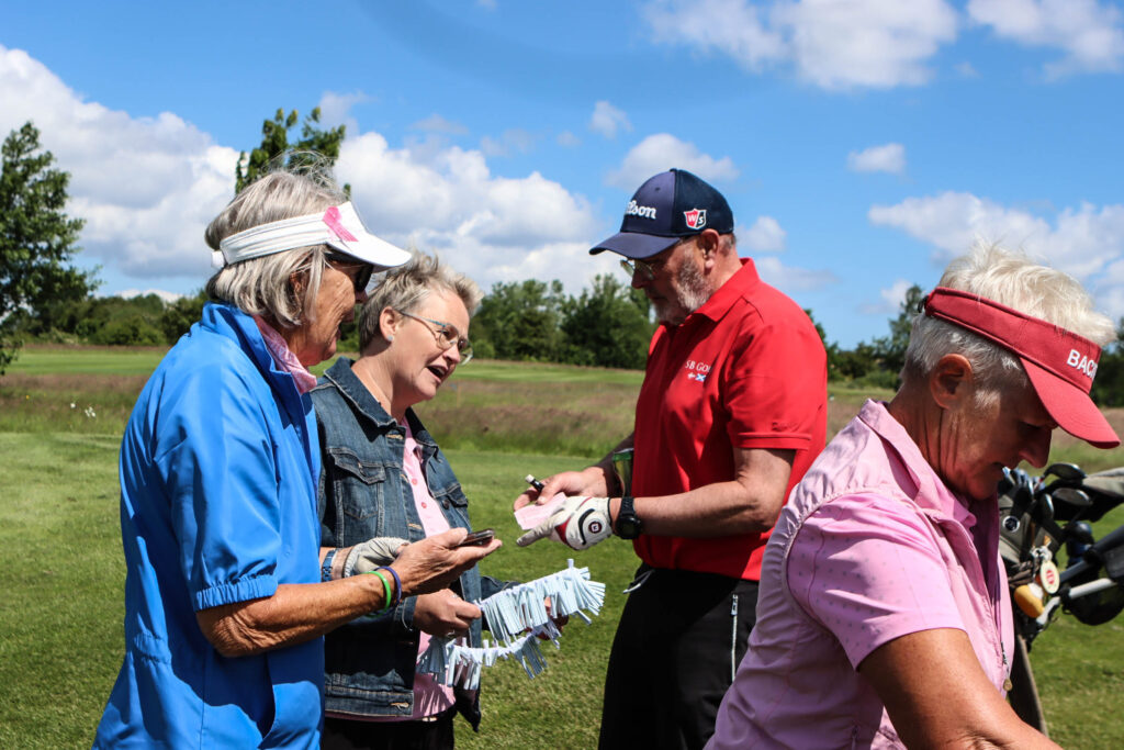 Lyserød golf. Foto: Ole Kæhler