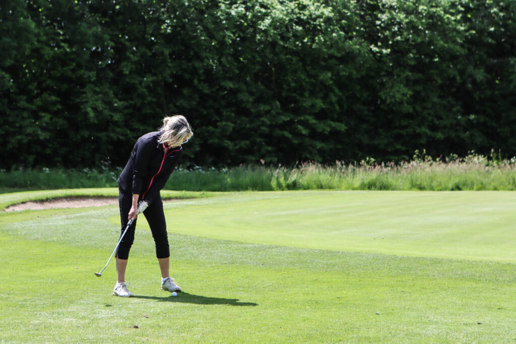Lyserød golf. Foto: Ole Kæhler