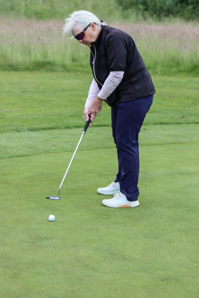 Lyserød golf. Foto: Ole Kæhler