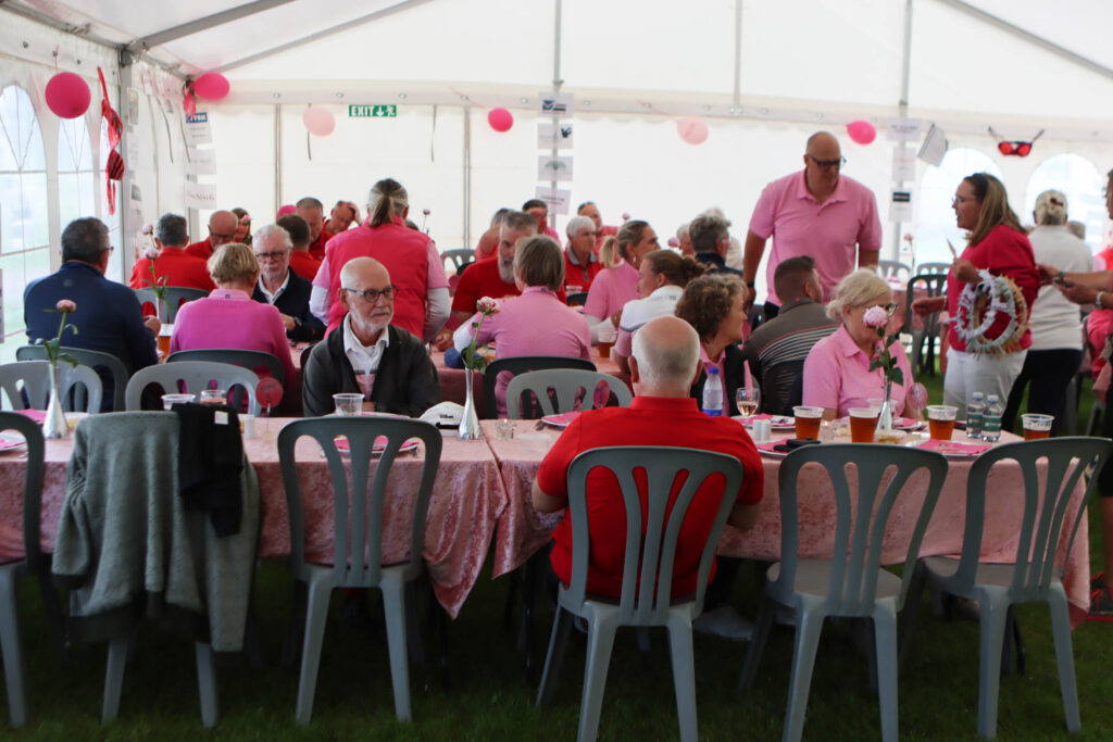 Lyserød golf. Foto: Ole Kæhler