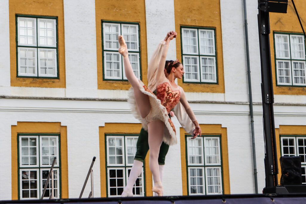 Sommerballet. Foto: Ole Kæhler
