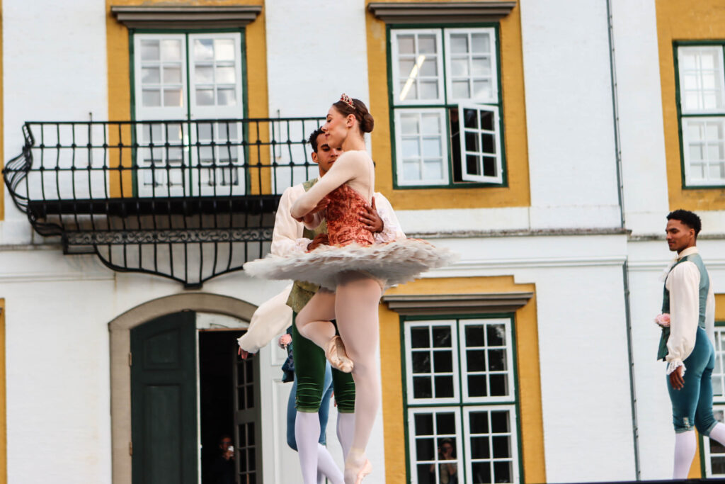 Sommerballet. Foto: Ole Kæhler
