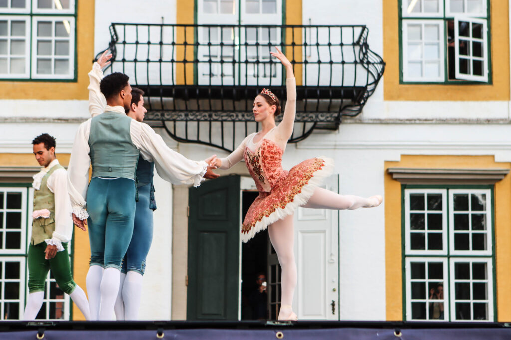 Sommerballet. Foto: Ole Kæhler