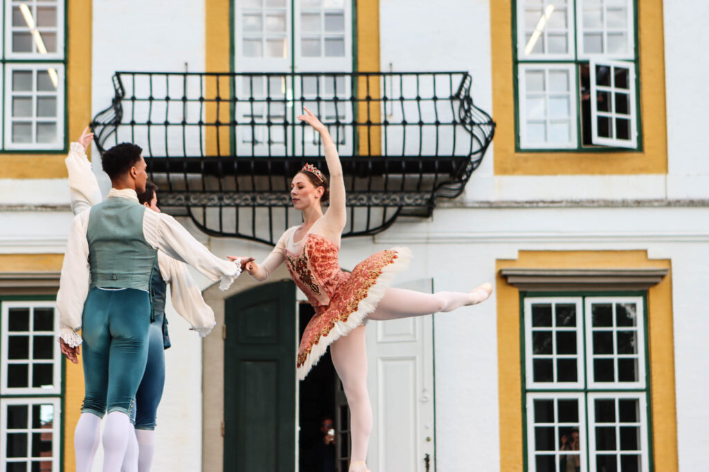 Sommerballet. Foto: Ole Kæhler