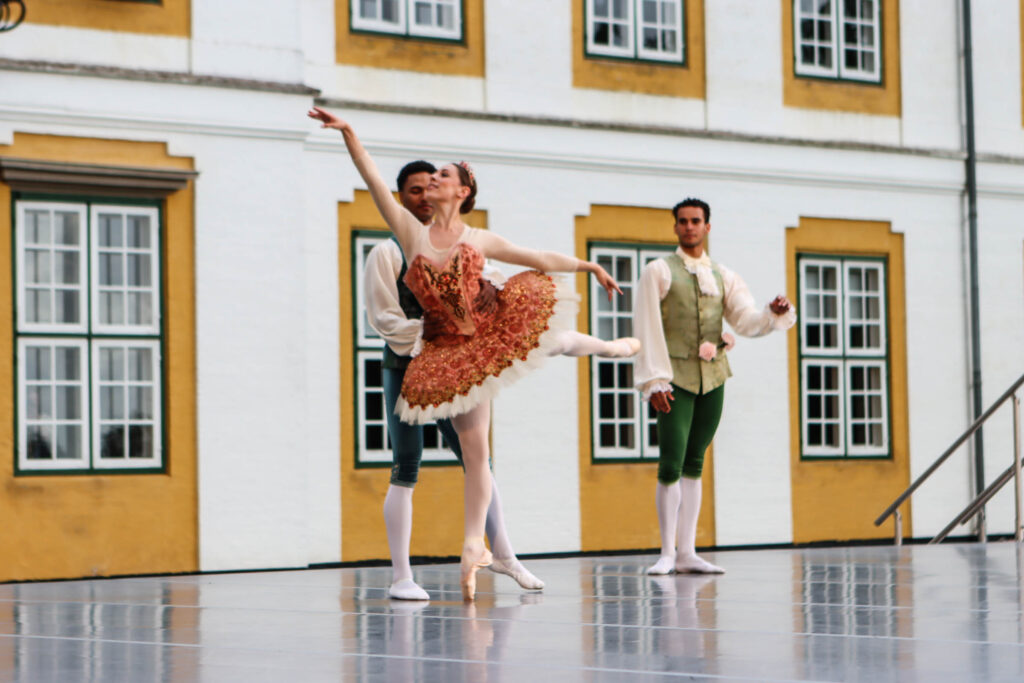 Sommerballet. Foto: Ole Kæhler