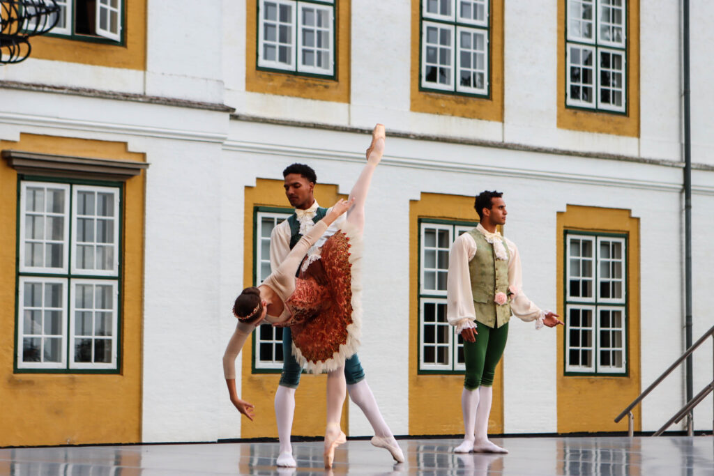 Sommerballet. Foto: Ole Kæhler