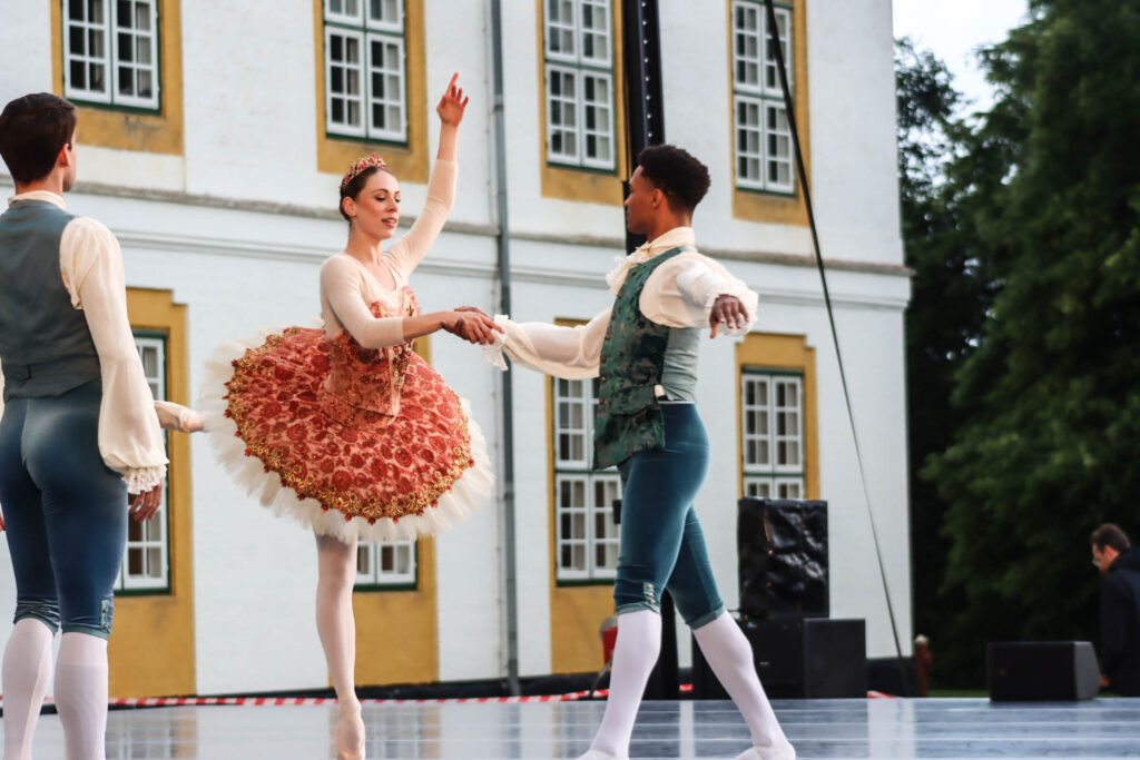 Sommerballet. Foto: Ole Kæhler