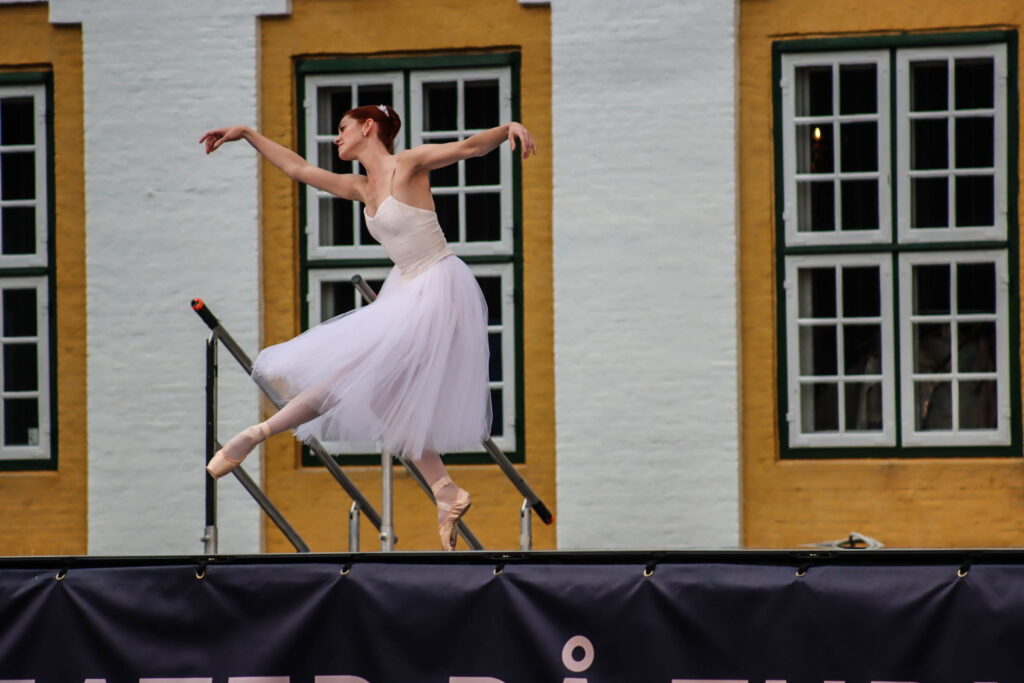 Sommerballet. Foto: Ole Kæhler