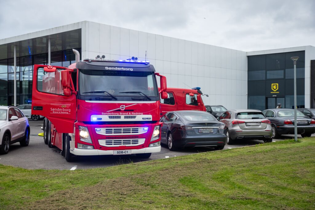 Brand hos Beka. Bach Foto og KGF Foto