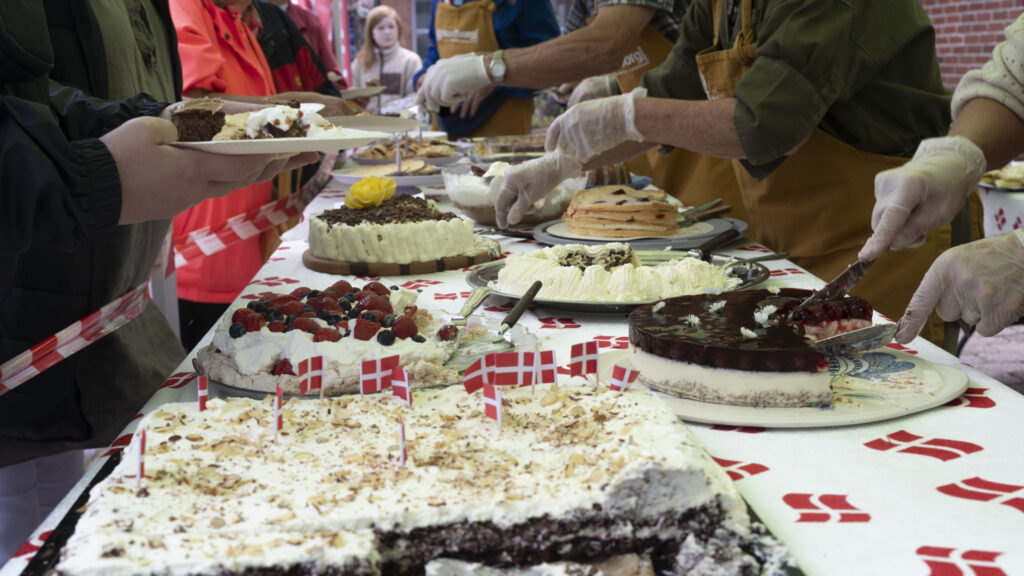Sønderjysk Kagebord. Bachs Foto
