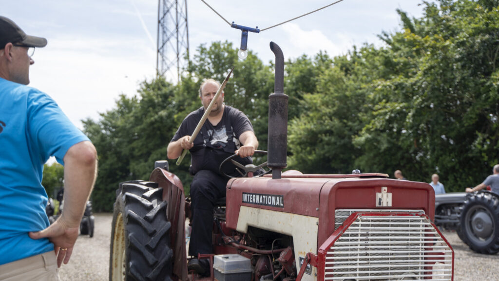 Traktorringridning. Bachs Foto