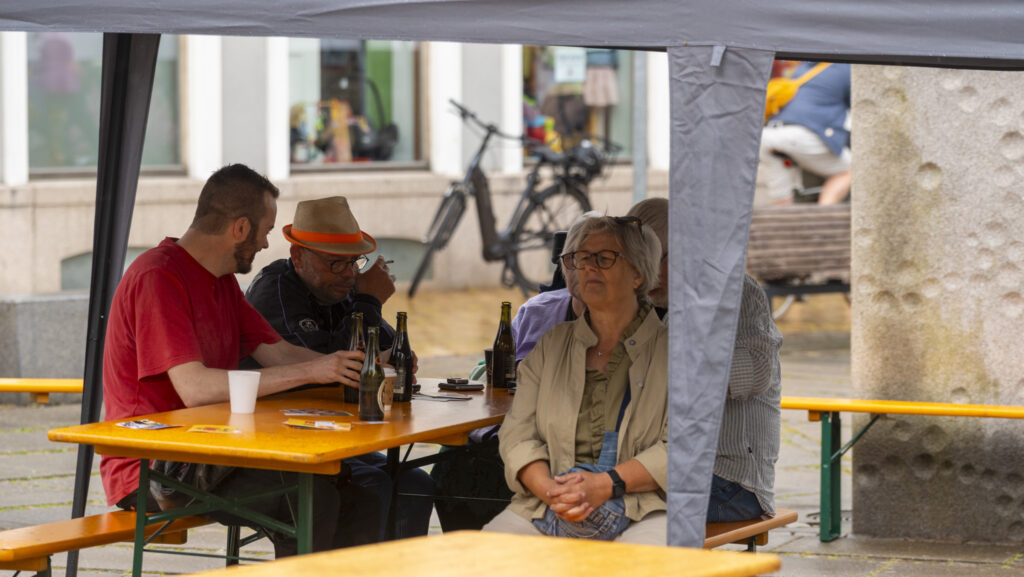 Musik på Rønhaveplads. Bachs Foto