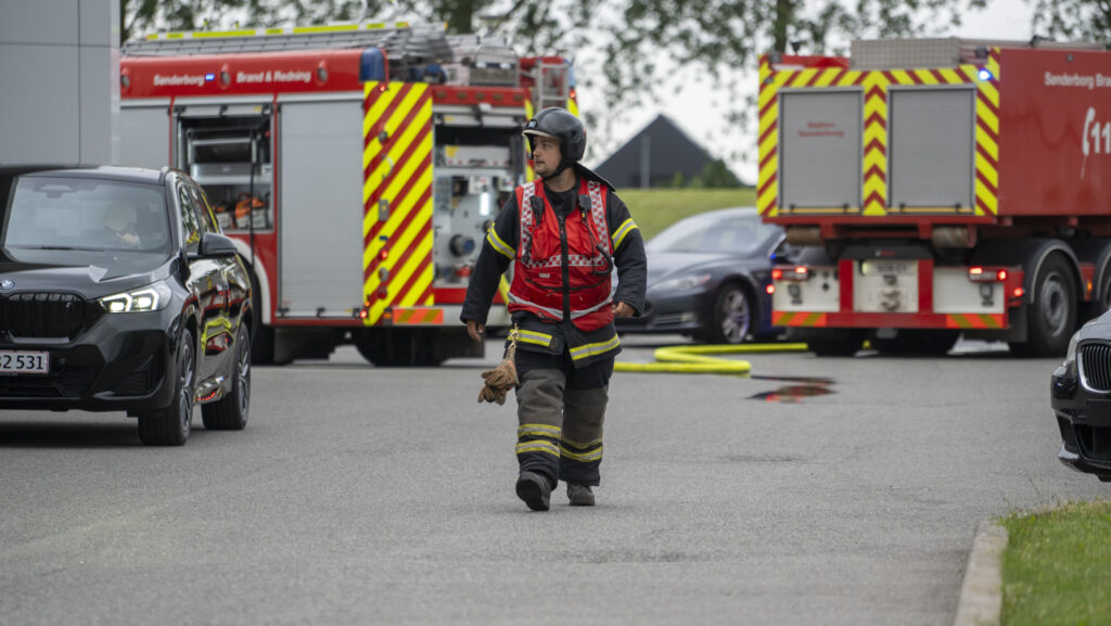 Brand hos Beka. Bach Foto og KGF Foto