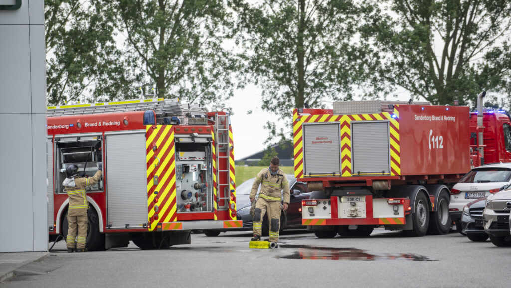 Brand hos Beka. Bach Foto og KGF Foto