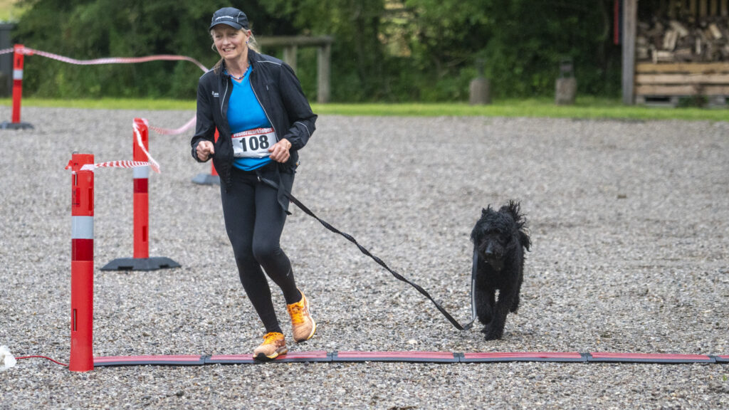 Motionsløb i regn. Bachs FOTO