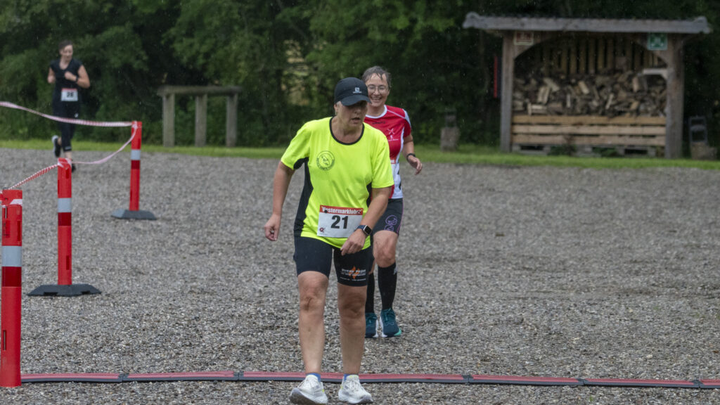Motionsløb i regn. Bachs FOTO