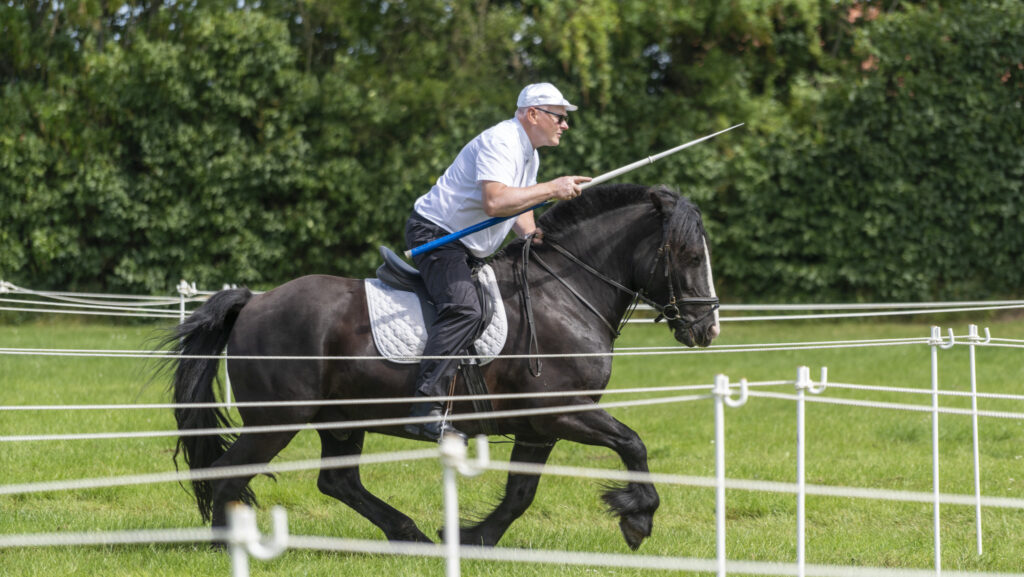 Kegnæs Ringridning. Bachs Foto