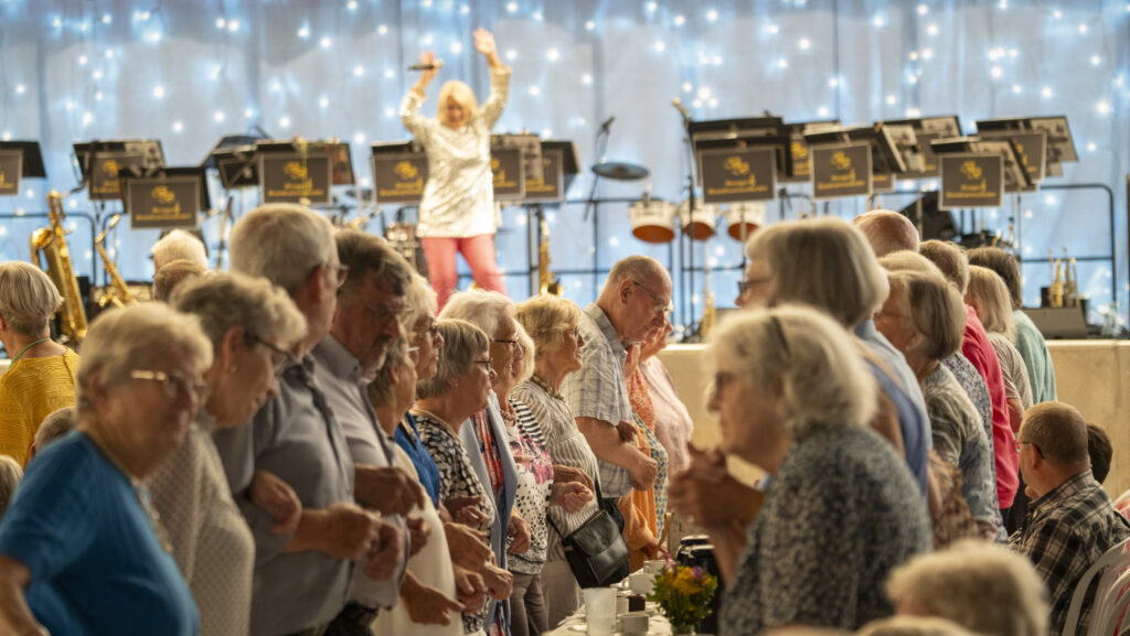 Ældrehygge. Bachs Foto