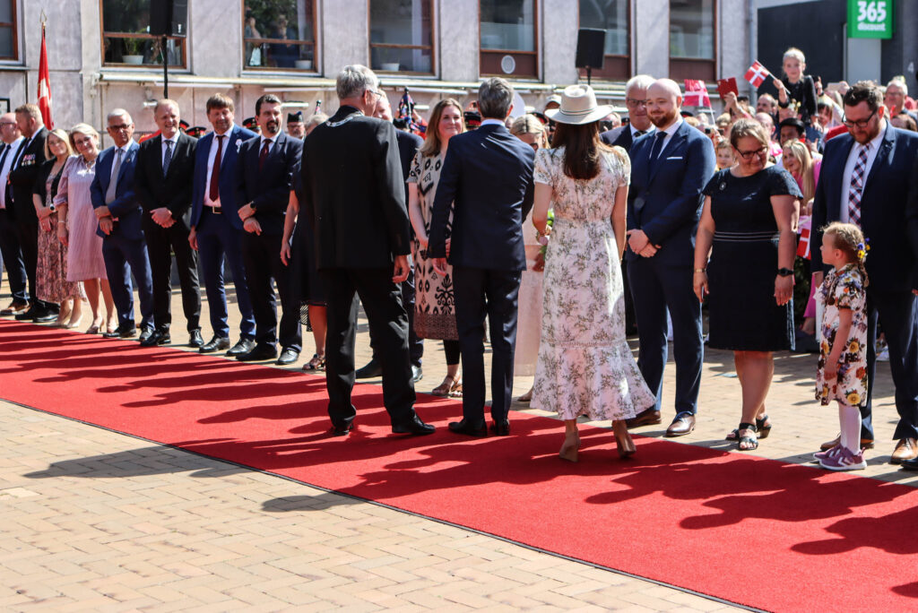 Kongelig ankomst. Foto: Ole Kæhler