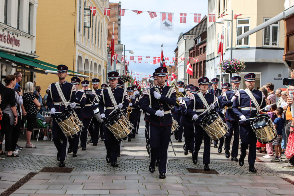 Fredagsoptoget. Foto: Ole Kæhler