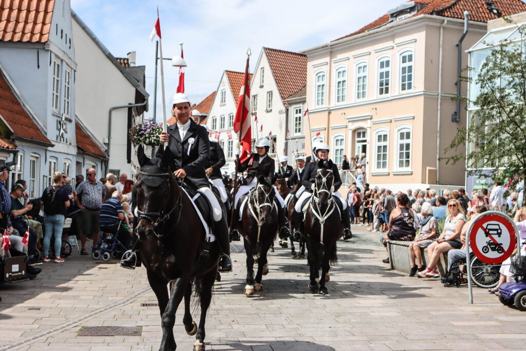 Fredagsoptoget. Foto: Ole Kæhler