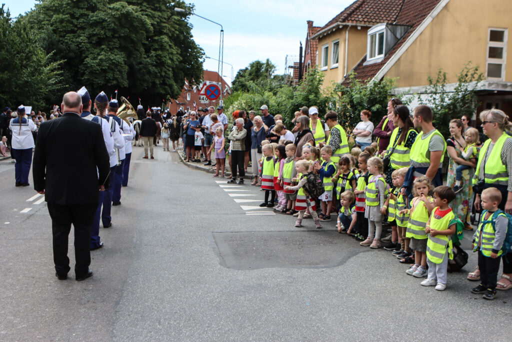 Fredagsoptoget. Foto: Ole Kæhler