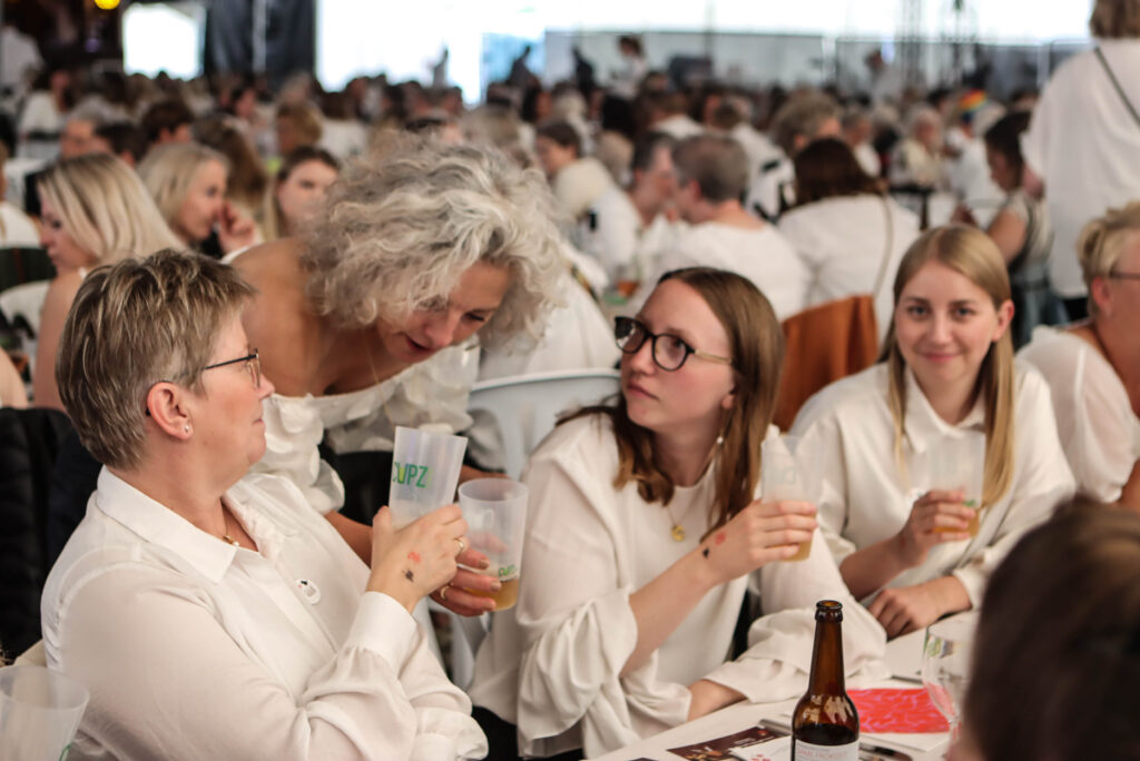 Damefrokosten. Foto: Ole Kæhler