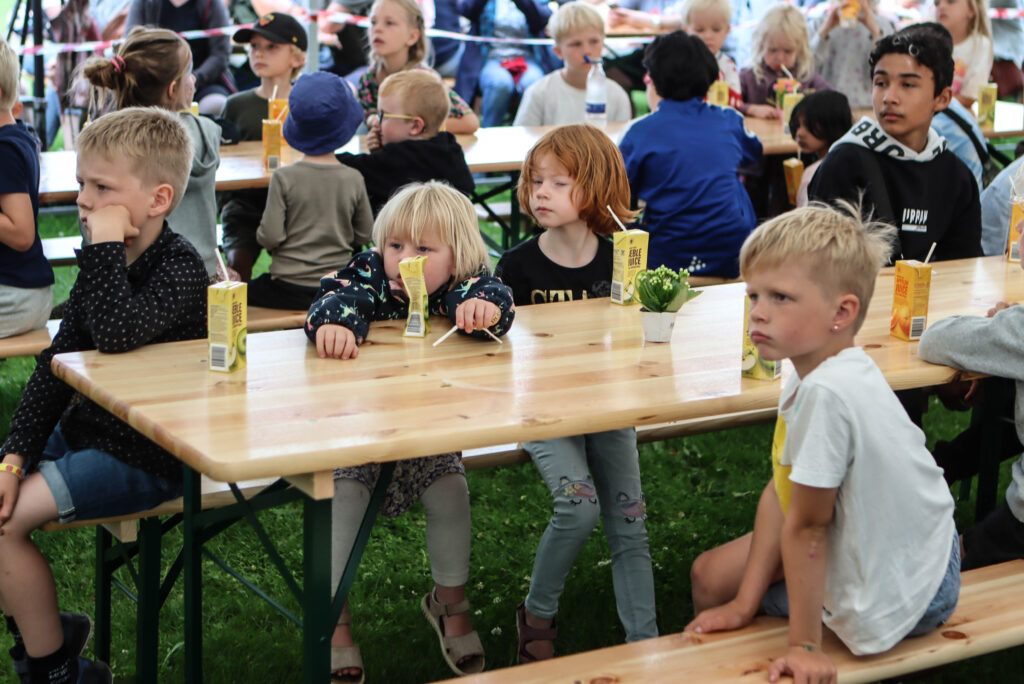 Børnenes frokost. Foto: Ole Kæhler