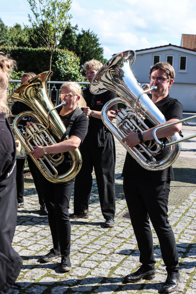 Batterierne lades op. Foto: Ole Kæhler