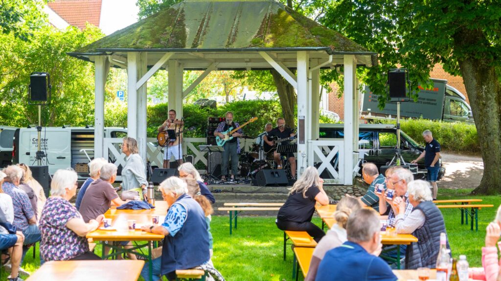 Musik i parken. Foto: Bo Bach & Ole Kæhler