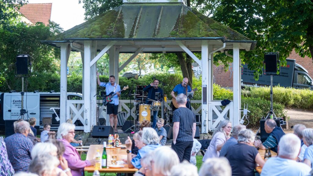 Musik i parken. Foto: Bo Bach & Ole Kæhler