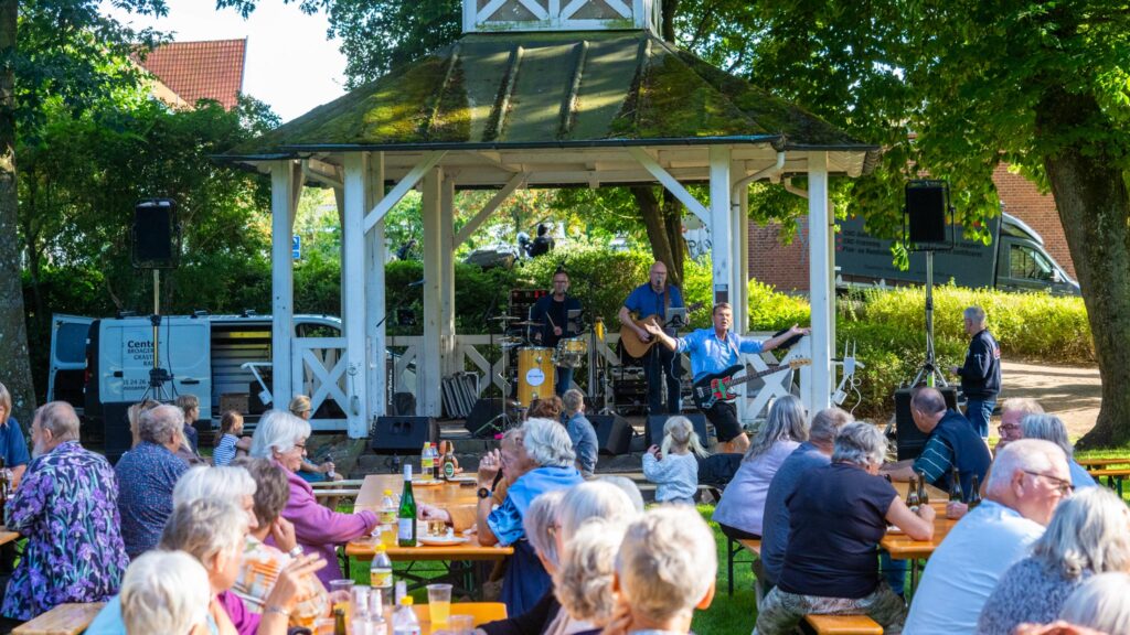 Musik i parken. Foto: Bo Bach & Ole Kæhler
