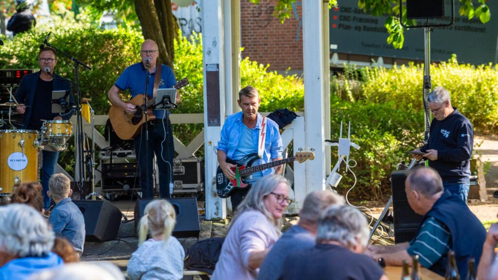 Musik i parken. Foto: Bo Bach & Ole Kæhler
