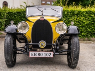 Ældre Bugatti. Bachs Foto
