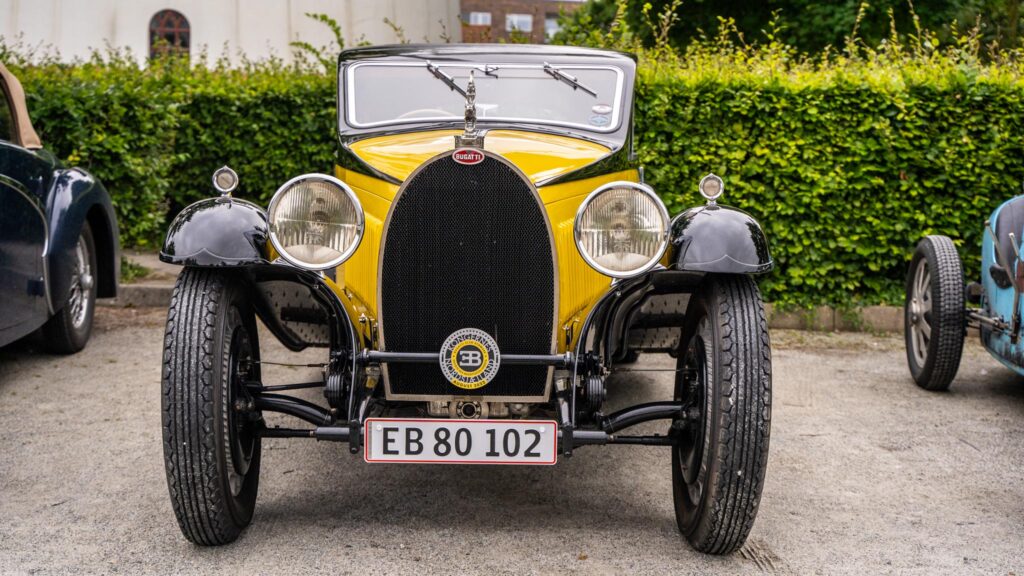 Ældre Bugatti. Bachs Foto