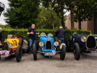 Ældre Bugatti. Bachs Foto