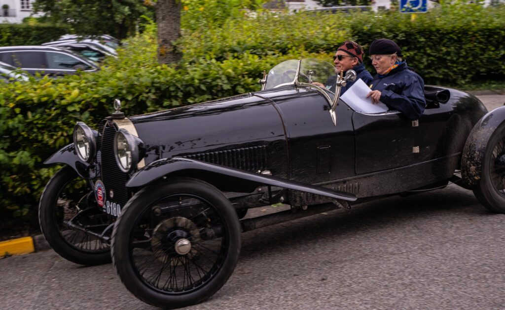 Ældre Bugatti. Bachs Foto