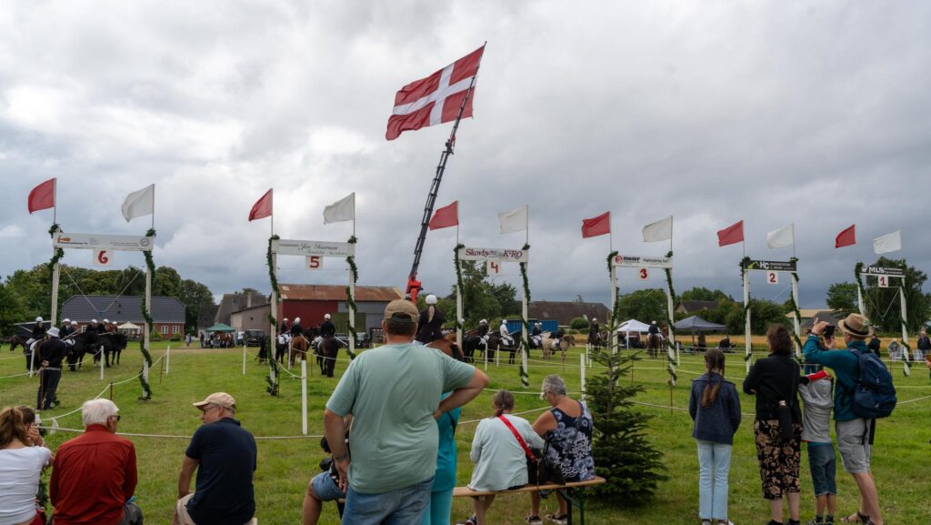 Skovby Ringridning. Fotos: Bo Bach & Ole Kæhler