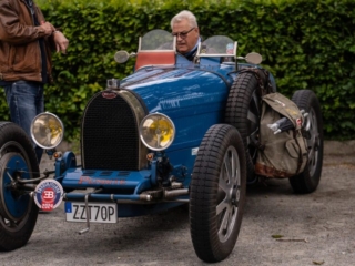 Ældre Bugatti. Bachs Foto